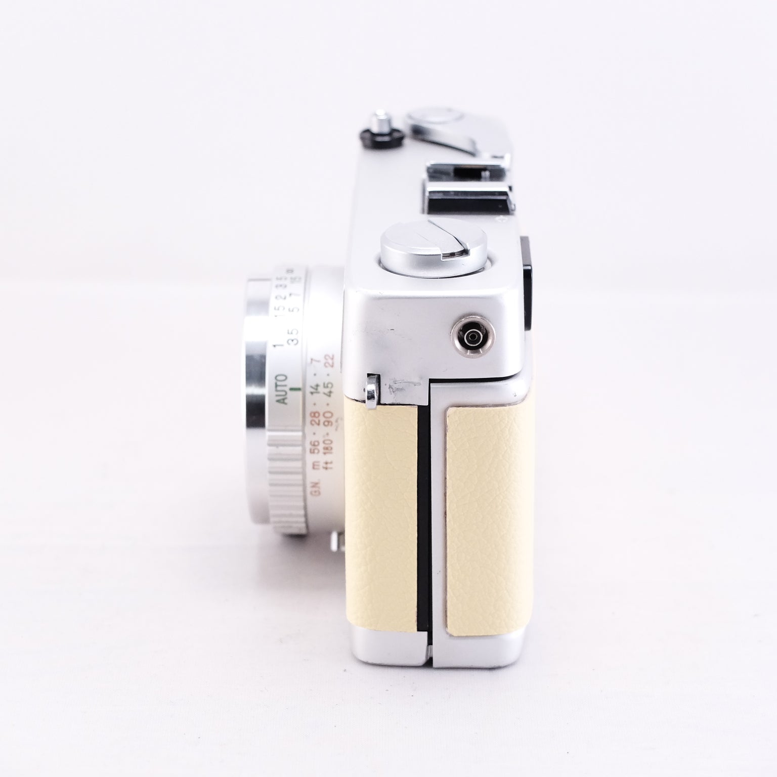 Konica C35 Flashmatic (Egg Yellow) *Refurbished 