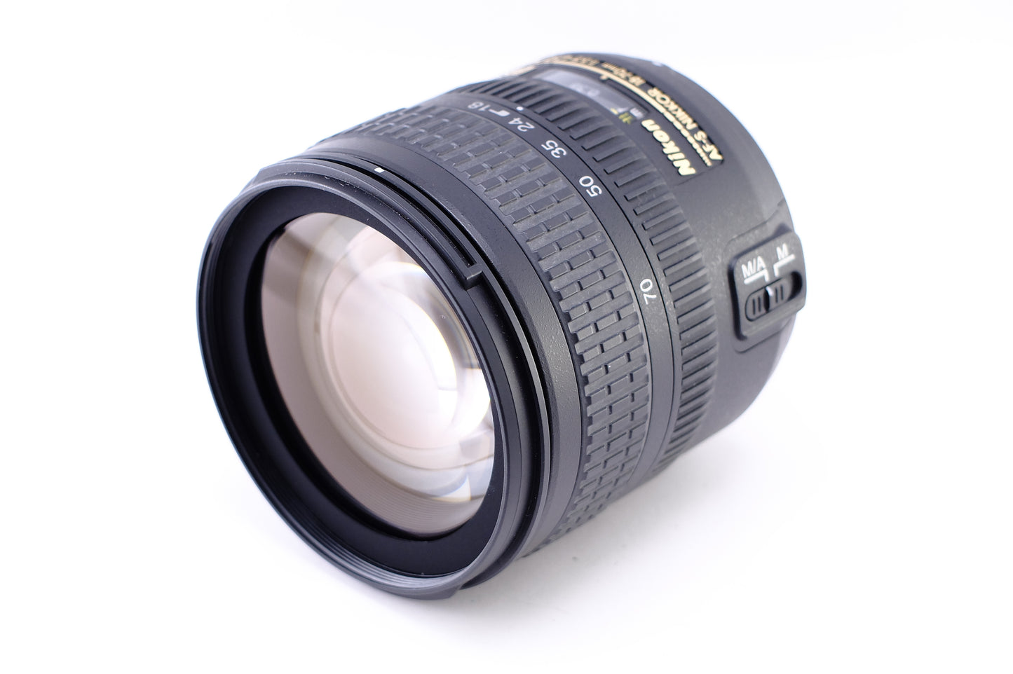 Nikon D80 + DX AF-S NIKKOR 18-70mm F3.5-4.5G ED [1038690248982]