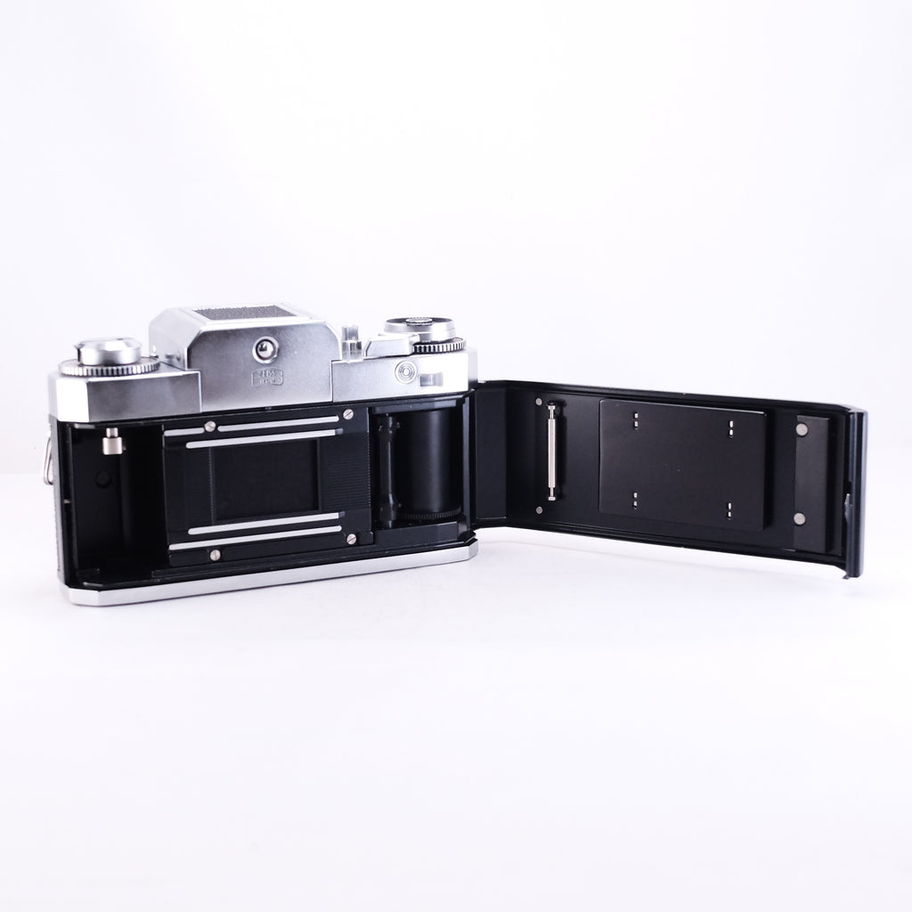 ZEISS IKON ICAREX 35 + Tessar 50mm F2.8