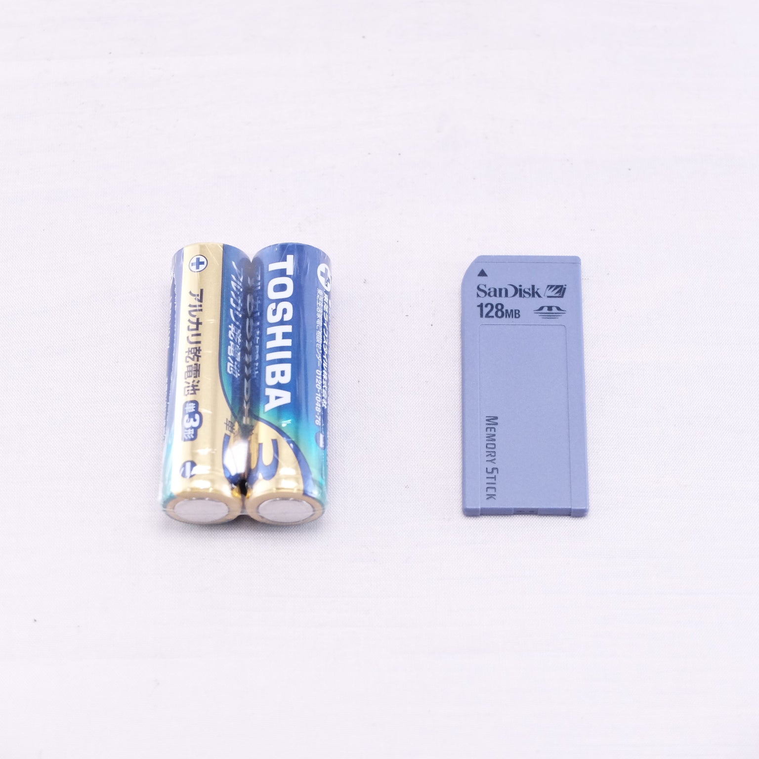 SONY Cyber-shot DSC-P72（メモリーカード&電池付き）