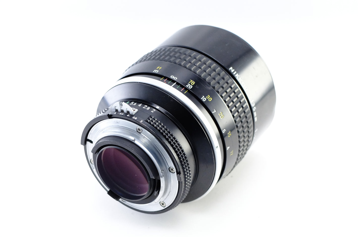 【Nikon】Ai NIKKOR 135mm F2 [ニコンFマウント]