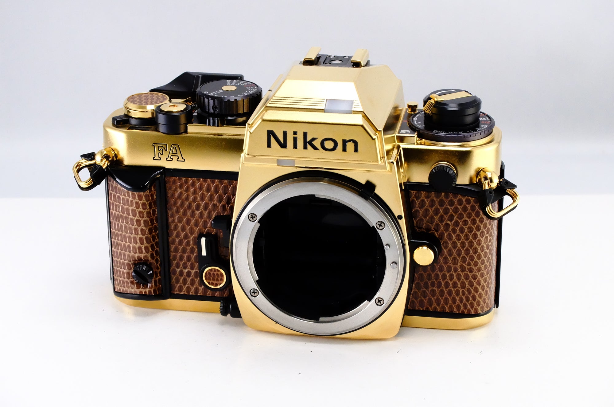 【Nikon】FA ゴールド + 50mm F1.4 Ai-s ゴールド | 東京CAMERA