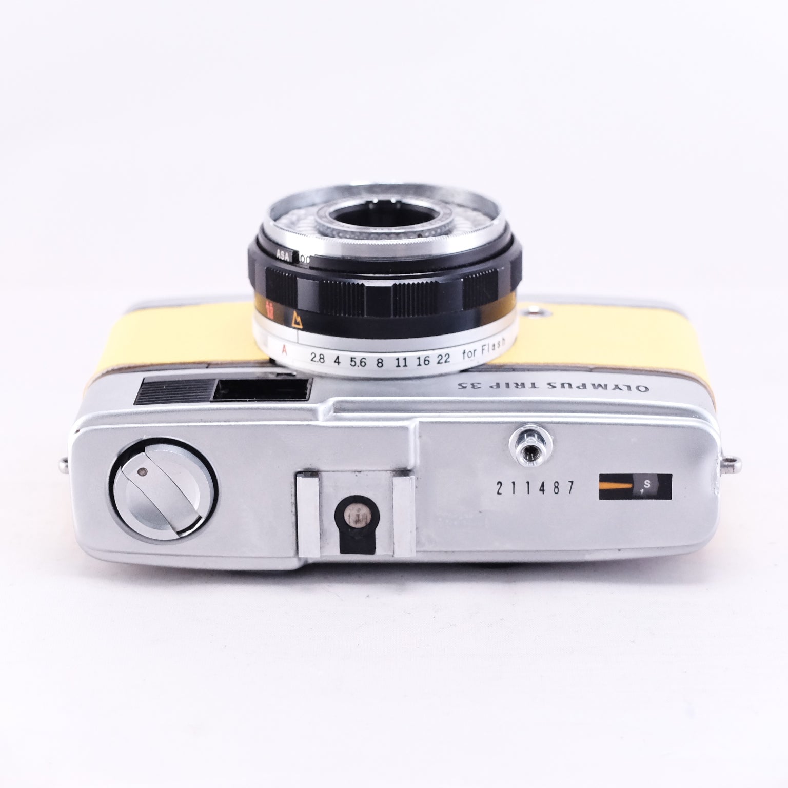 OLYMPUS TRIP35 (Yellow)