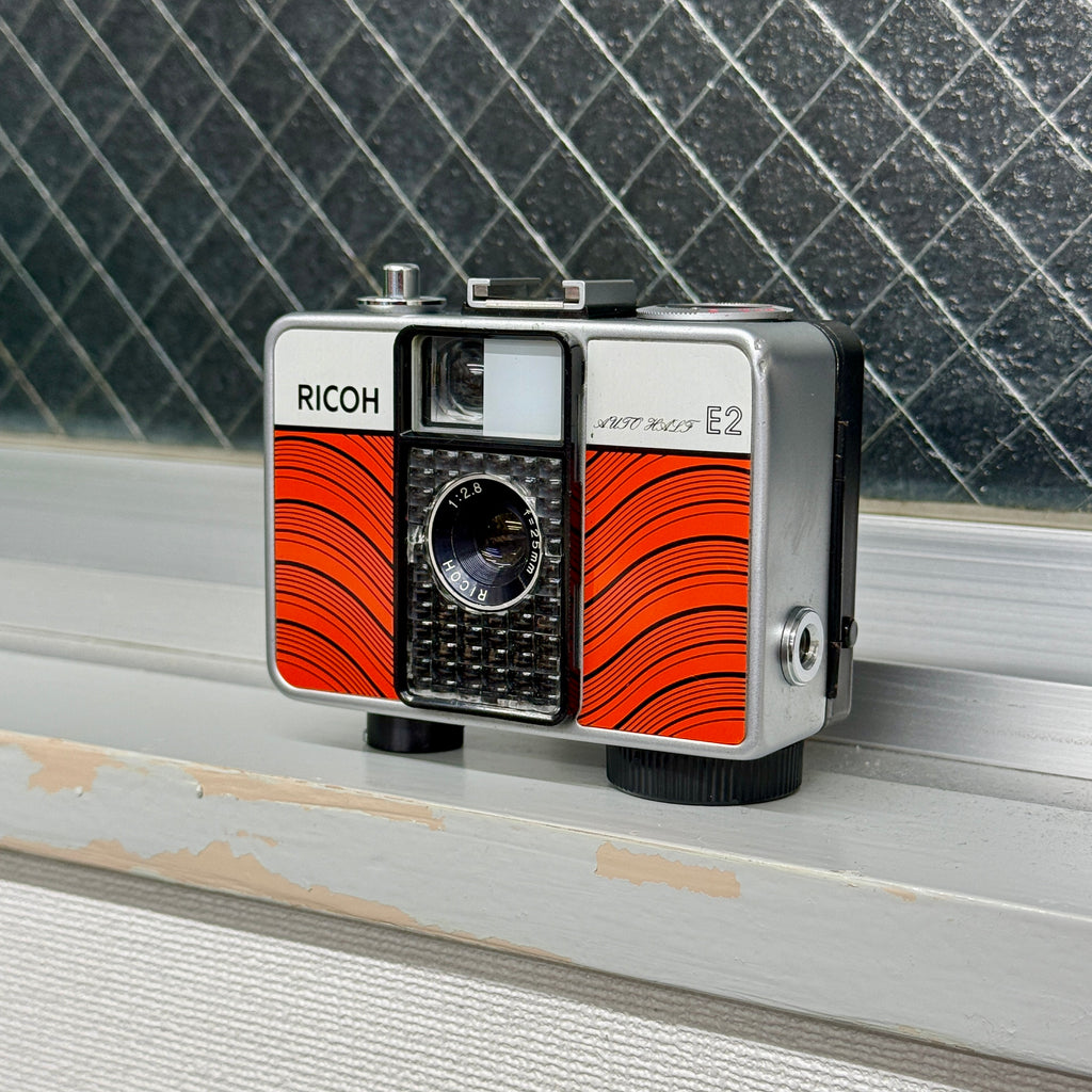 RICOH AUTO HALF E2 (Line Red)　※整備品
