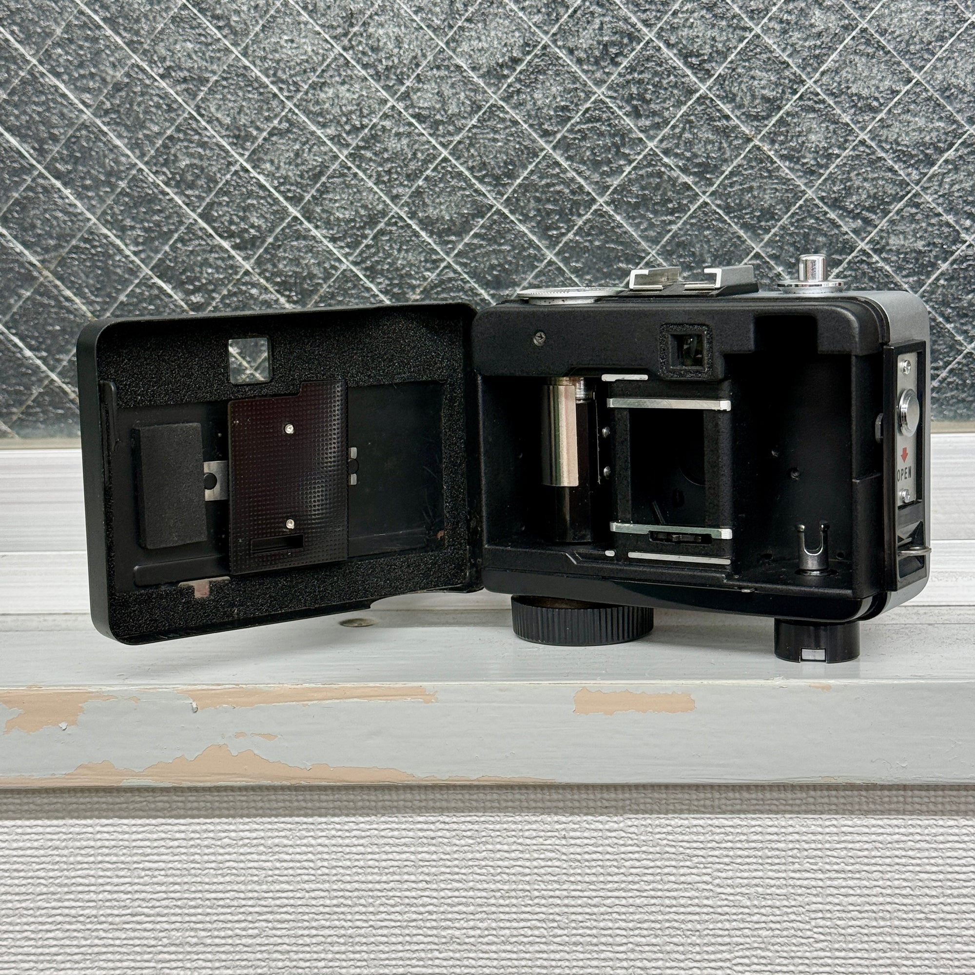 RICOH AUTO HALF E2 (Line Red)　※整備品