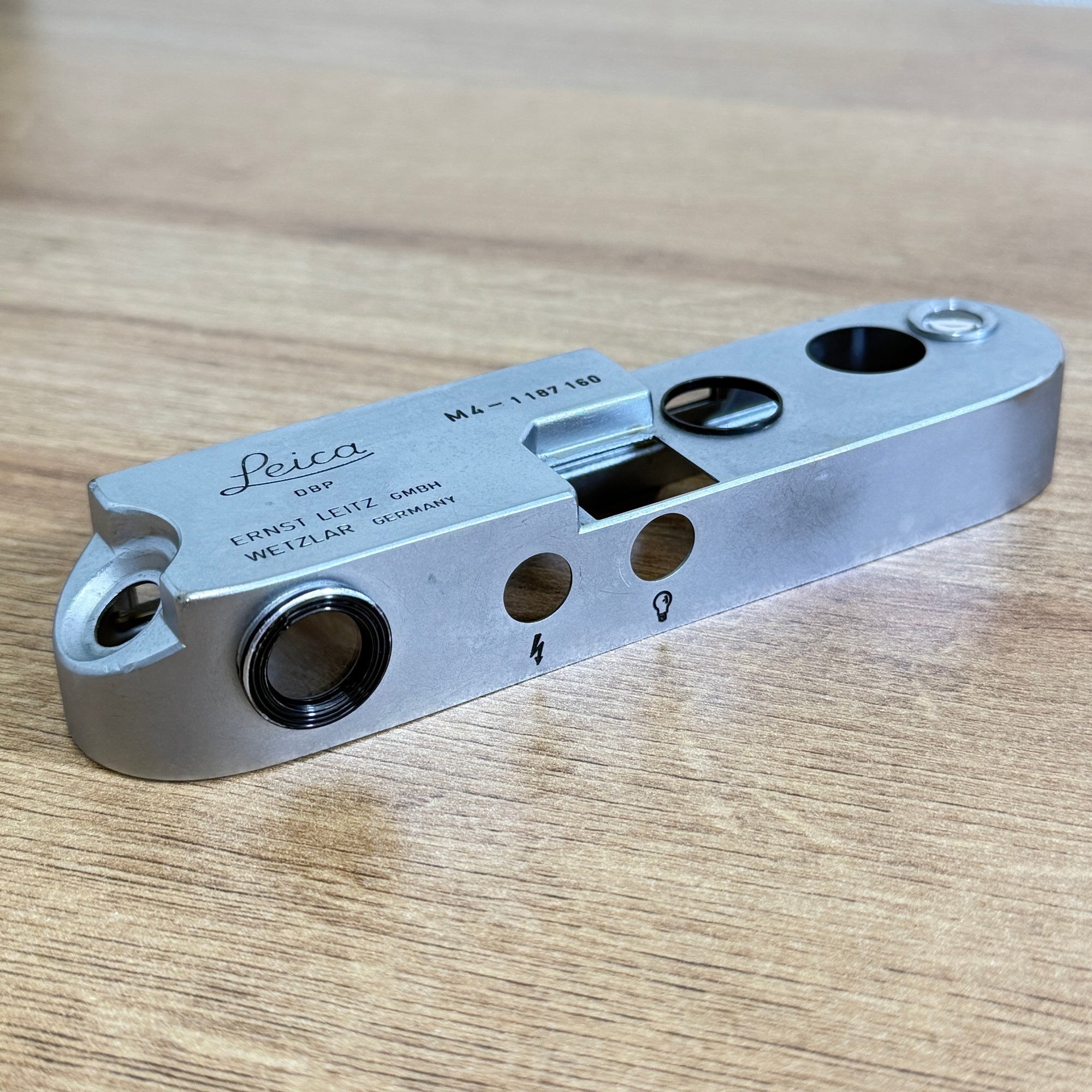 Leica　M4 トップカバー